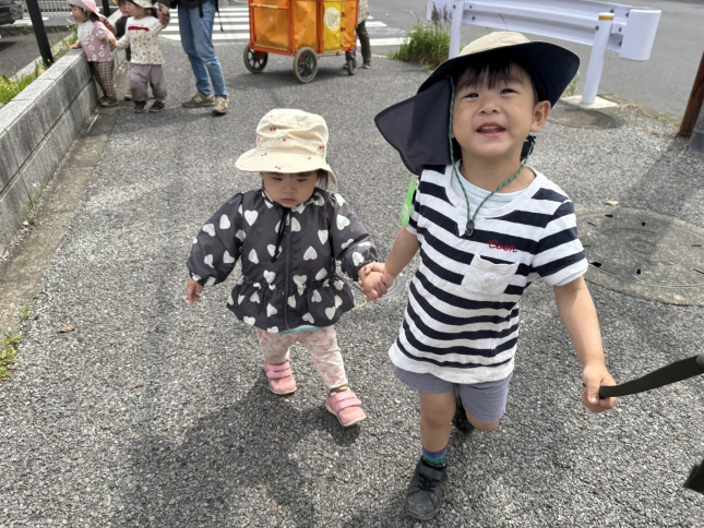 4.22「兄と散歩」