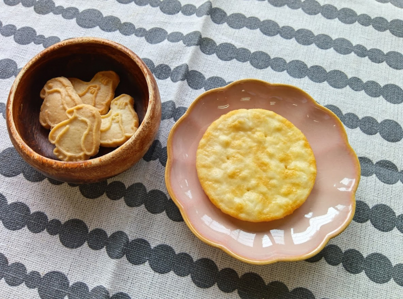 おせんべい ビスケット