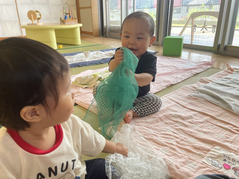 ②