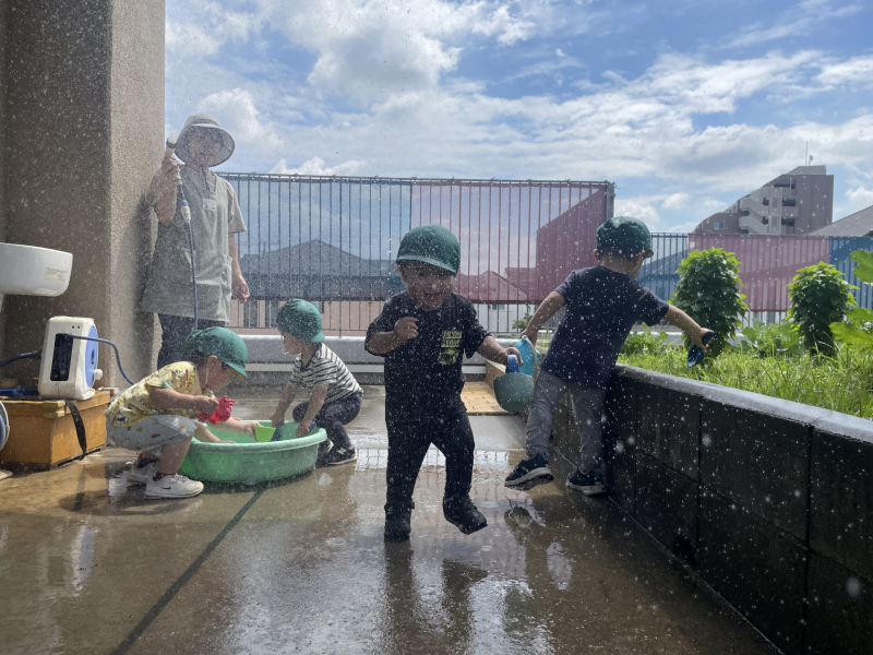 ②