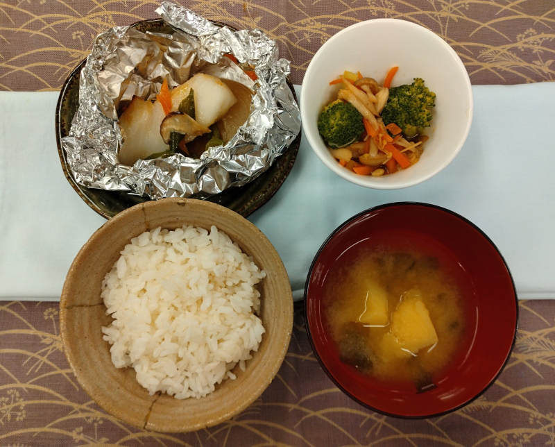 f2e998d4-4690-4caa-af47-e2d8b7104ee6-a7046f6c-4555-4945-8e23-037f17daf899~2